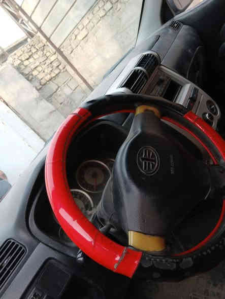 السلام عليكم. سيارة فاو كير ومكينة كورلا. موديل 2013 رقم كربلاء مشروع وطني السعر 68 وبيهة مجال رقم صاحب سياره ***********
