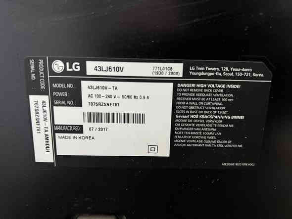 شاشة LG سمارت حجم 42  
للبيع شاشة سمارت 

رموت ماوس 

مبدل بيها ليد فقط 

السعر ١٥٠ الف 

للتواصل الاتصال على ***********
