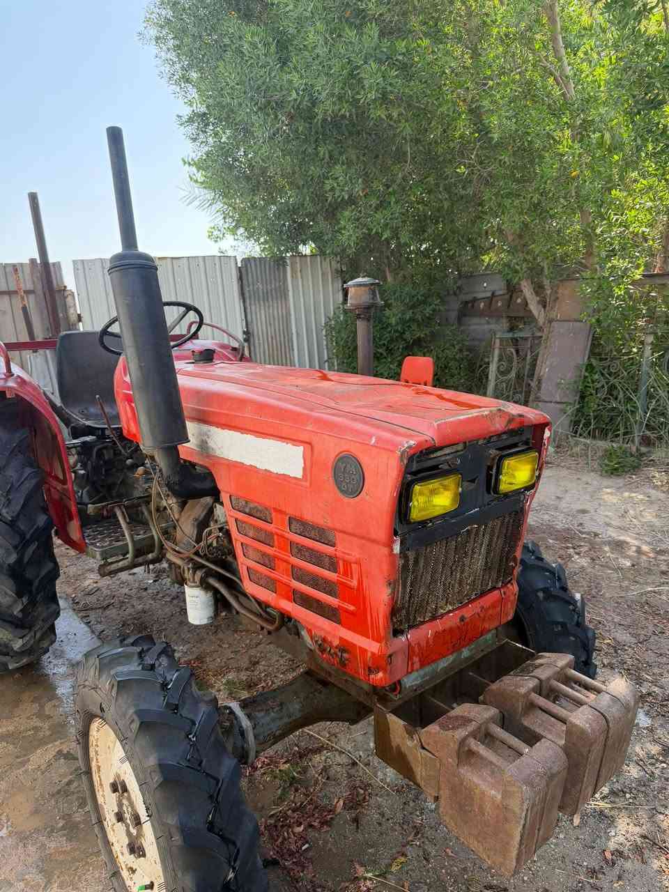 السلام عليكم من رخصة مدير الكروب ينمر حجم 33 عدد البساتم 3 مكينة جديدة مامتعوبة جاهزة من كلشي اطارات عدد 4 جديدة بطارية جديدة من التبديلة للتبديلة بنسبة للدهن نك سلف الملحقات : فدان + ديجر +معدلان فقط 
السعر 30 ورقة وبيها مجال للطيبين والشراية 
المكان بغداد ناحية الرشيد 
***********
