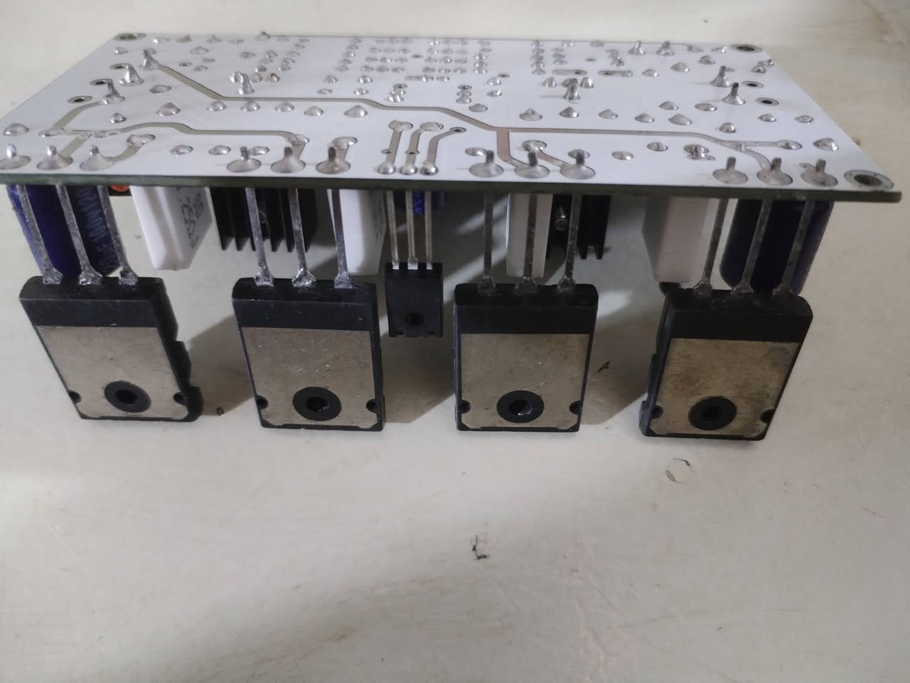 قطع امزون للبيع ***********
