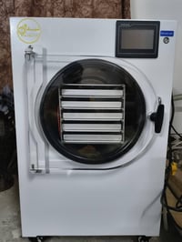 ‏عندي جهاز تجفيف فواكه عل بارد  جهاز كامل وصل ويا اشتريتو توصيل من الخ...