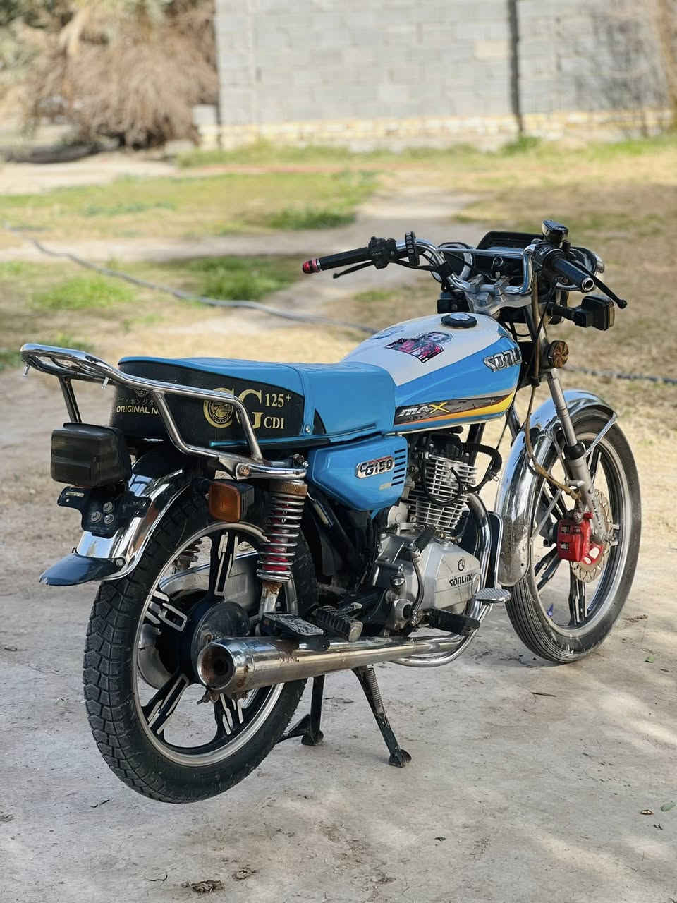 سلام عليكم دراجه سيفان موديل 2023 السعر 600 وبيها مجال ***********
