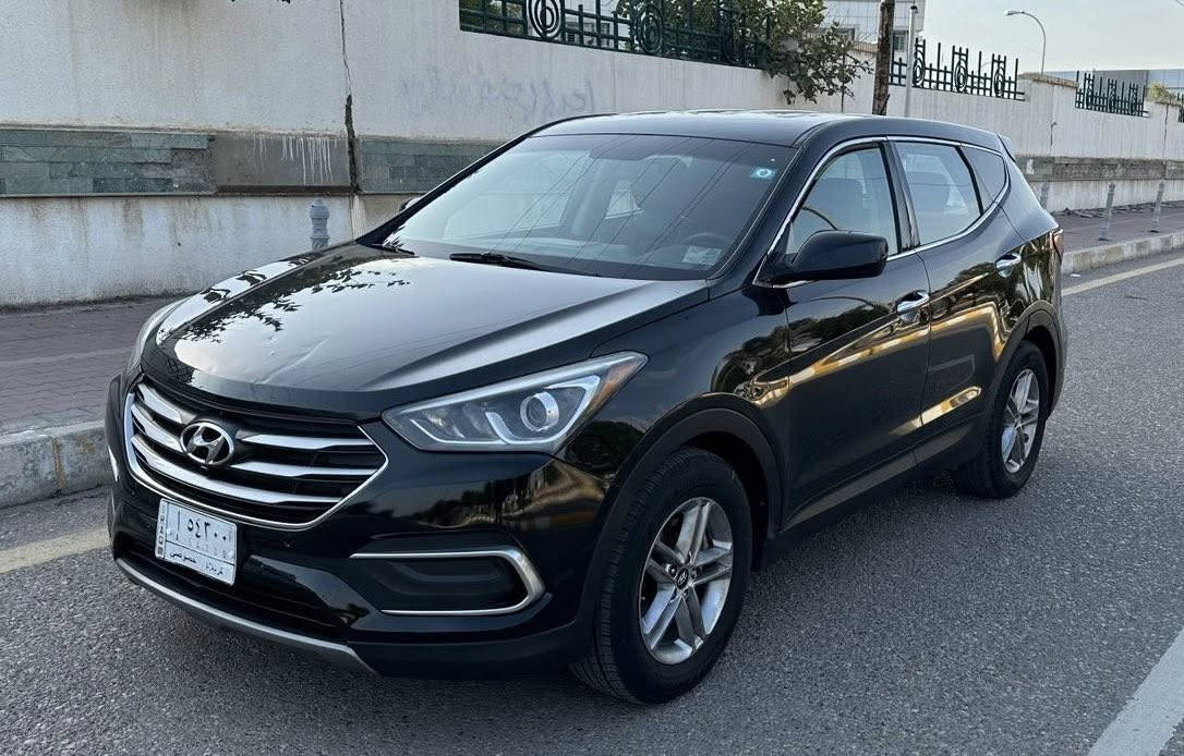 السلام عليكم للبيع هونداي سنتافيه 2018وارد امريكي حادثهه بسيط قبق الصندوق والجاملغ الخلفي بدون دواخل والباقي مكفوله رقم كربلاء بسمنه مشروع وطني سنويه جديده يعني تتحول بل عماره السياره جديده وجاهزه من كلشي رايدهه ب120وبيهه مجال بسيط للستفسار الاتصال
***********مكانهه ميسان حي الصحفين
