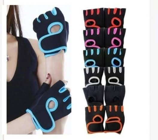 متوفر ملابس ومستلزمات جم 💪💜 
وتوصيل موجود


**إذا كنت صاحب هذا الإعلان وتريد حذفه لأي سبب، رجاءا أرسل رسالة إلى الدعم الفني**