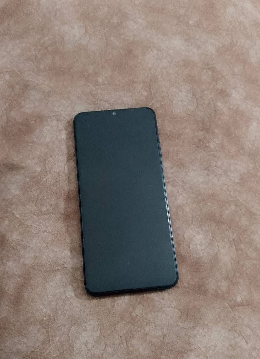 السلام عليكم
تلفون infinix hot30i
ذاكره128
استعمال قليل 
بي كسر بسيط في الشاشه ميأثر عالاستخدام
السعر 90وبي مجال 
للاستفسار ***********
