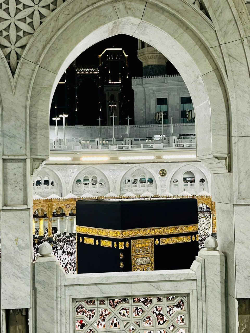 بسم الله الرحمن الرحيم
يعلن مكتب البشير للحج والعمرة عن برامجه لرحلات رمضان اعاده الله علينا وعليكم بالخير واليمن والبركات
علمآ بأن لدينا نظام الأقساط على الماستركارد والكي كارد لمصرف الرافدين حصرا
وبالنسبه لرحلات الجو يكون التصريف من حق المعتمر
هذه البرامج بأسعار مناسبة جدا 
يتضمن البرنامج مايلي :-
1 - تأشيرة العمره مع التأمين الصحي
2 - ارشاد ديني واداري مع كل رحله
3 - هديه لكل معتمر ومعتمره ( جنطه كبيره +جنطه صغيره +احرام رجال واحرام نساء مع ربطة عنق للنساء)
4 - فنادق المدينة المنورة مع فنادق مكه المكرمه
5 - مزارات المدينة المنورة ومزارات مكه المكرمه
6 - جولة اختاريه لمدينة جدة ومرسى الزوارق وكورنيش جده
للاستفسار الاتصال على الرقم التالي 
***********
واتساب - تلجرام - 
مكتب البشير للحج والعمرة 
خير رفيق الى البيت العتيق
خدمة الحاج والمعتمر ( شرف - امانه - مسؤوليه )
والله الموفق
