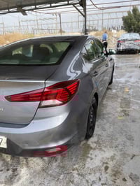 إلنترا ٢٠١٩ • ماشيه ١٣٠ الف • حادث قطعتين