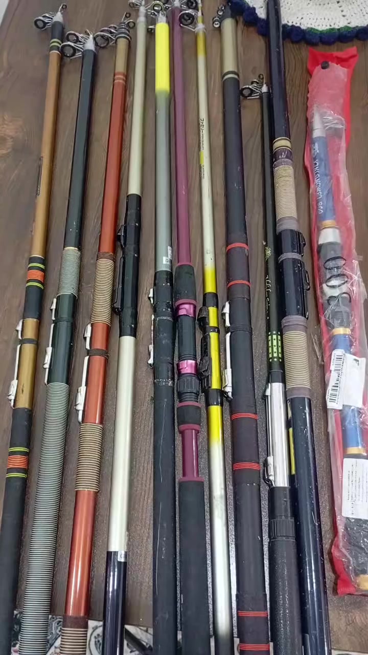 اعواد قياسات مختلفه 
نضافه 90 %
مابيهن اي ضرر فقط مستخدم باله 
العدد 11 قطعه 
سعر القطعه 10الاف فقط 
توصيل موجود 
وتساب ***********
