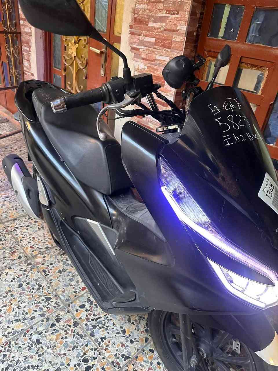 بي سي اكس جيل الثالث كوري موديل 19    نظيفه مكفوله السعر 13 وبيه مجال الشراي رقمي ***********

