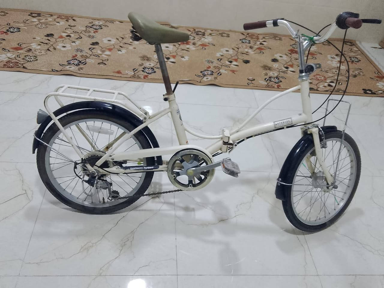 باسكل مطبك حجم ٢٠ نضيف ماخذه حاويه سعر 80


**إذا كنت صاحب هذا الإعلان وتريد حذفه لأي سبب، رجاءا أرسل رسالة إلى الدعم الفني**