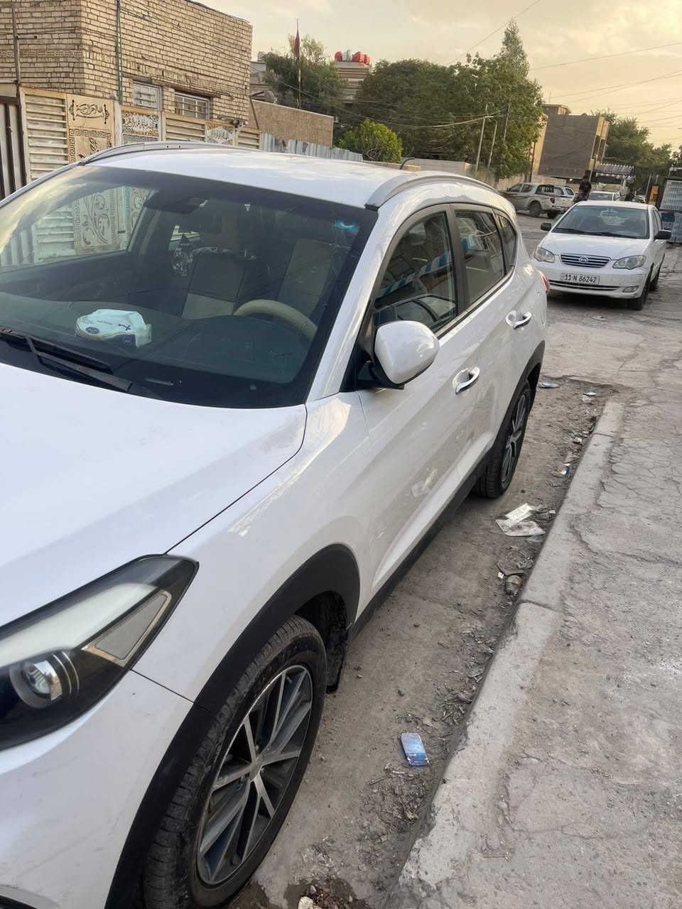 السلام عليكم.. توسان خليجي موديل ٢٠١٧
رقم بغداد سونار موجود بالصور السعر ١٥٨$ مكانها بغداد المشتل الإتصال/ ***********
