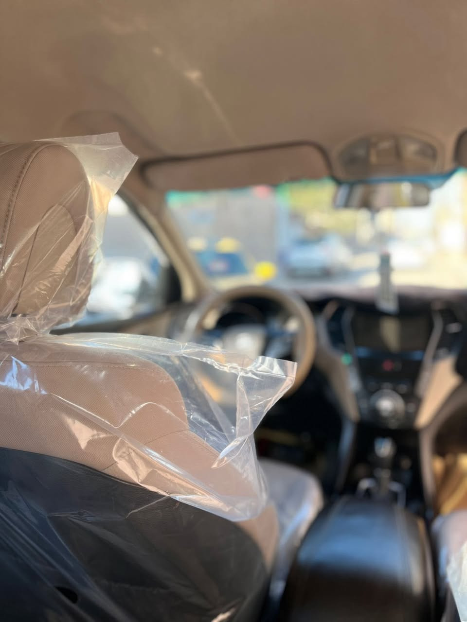 هونداي سنتاڤيا مديل 2016 لون ابيض وارد خليجي سبعه راكب محرك اربعه سلندر 2400 دوش الخليجي مرايات شفط كشن كهرباء ترحيب ويل كب كروم بك لايت لد لايت زنون مع لد مفتاح سويج مو بصمه شاشه كامرا حساسات رقم اربيل بأسم شركة الشوره سنويه منتهيه ورقم الماني كلفة التجديد شركه مع الرسوم 6ورقات تم الاتفاق مع الشركه تسلمه الهم يسلمونك جاهزه رقم وسنويه مع وكاله حداديه جديده بلكامل كلشي مبدله تبريد جيد ادامه كامله عبوه فيتبم وفلاتر كله جديده مبدل زيت المحرك مع زيت الكير دواخل جديده السياره بيه صبغ غير مكفوله من الصبغ الصبغ اثر دحكات وضربات بسيطه جاملغات خلفيه مع قبق الجنطه صبغ جاملغ امامي ايسر صبغ النيد صبغ كصة القماره شبر صبغ اثر تكشير السياره جاهزه من جميع النواحي ما بيه اي نقص السعر 125 ورقه بيه مجال جدآ بسيط 
اتصال ***********
العنوان البصره المعقل قرب مستشفى الموانئ
