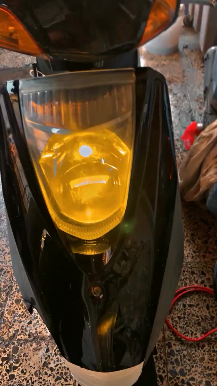 السلام عليكم دراجه بريز كابريتر للبيع نضافه مثل ماتشوفون دراجه خير من الله ضوايات كلها شغاله دراجه مال جناي متعوب عليها تفويلها كله محسن عداد سرعه وبانزين شغالات رايدها ٥٠٠الف وبيها مجال حك الجيه بغداد شعب


**إذا كنت صاحب هذا الإعلان وتريد حذفه لأي سبب، رجاءا أرسل رسالة إلى الدعم الفني**