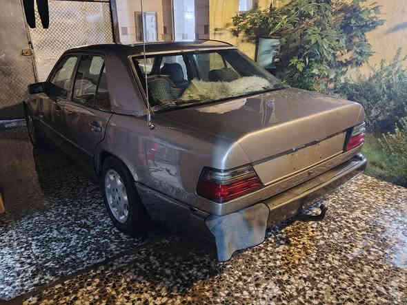 سلام عليكم سياره دب موديل 87 سياره حلوه خير من الله تعمير جديد كامله لآخر حبايه تخم تاير جديد رقم بغداد بسمي قواعد دبل معمره مكينه وكير ففتي جديد السعر 55 العنوان بغداد المعامل ***********
