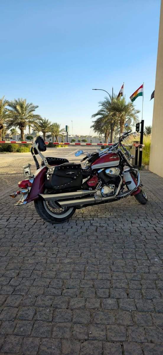 سوسوكي  بوليفرد ٢٠٠٨ بي سبوخ مكينه ٨٠٠ گيج ١٨٠ 
C50T
دبل جنطة بيلادي 
Suzuki
BOULEVARD 
گير 
مكينه 
كهربايت 
هه موو به شه رت 
*********** أربيل, العراق
