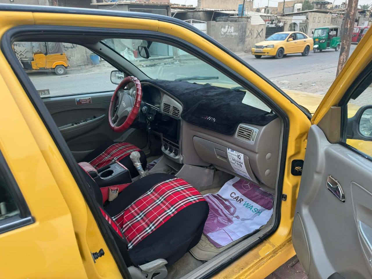 سلام عليكم شيري كوين موديل ٢٠١١ سياره جاهزه من كلشي تحويل ثاني يوم كهربائياتهه شغاله تبريد ثلج باتري جديد صدر جديد تخم تاير حته لسبير جديد مصفره هيئه وغرامات سنويه لل٢٦ مكينه جديده لا صرف ولا بخار مكان بغداد رقم الهاتف ***********
