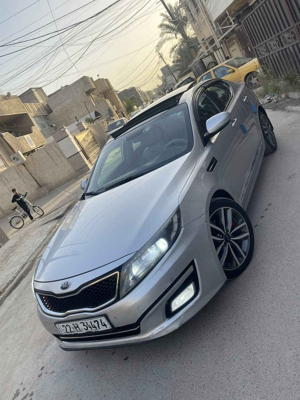 السلام عليكم ورحمة الله وبركاته 
_______________________
للبيع فقط  kia optema   2014  وارد خليجي
رقم اربيل سنوية جديدة بأسمي
مكفولة كفالة عامة من الصبغ والتبديل 
 2400 دوش مكينه ممفتوحة ابداً مكفولة
كير وصدر مكفول 
اي نقص مابيهه نهائياً 
تخم تاير جديد  

المواصفات :
________
Vip
بصمة تشغيل وبصمة ابواب وصندوك
بانوراما 
سايد بريك بصمة
مري شفط واشاير مري
شفتات ستيرن
ستيرن حرف D
تبريد بيانو
بلوجكترات امامي وخلفي لد
كشنات جلد وتدفئة وكهرباء وتبريد 
تحكمات وحساس امامي وخلفي
وضعيات قيادة ٢ 
محرك ٢٤٠٠ دوش
سستم صوت انڤنتي
داخل ابيض وماروني ودشبول اسود وصاج 
فول فول مواصفات للاخير
مكاني بغداد المشتل 
السعر ١٤٤ بي مجال جداً بسيط
وسعر مناسب جداً 
***********
