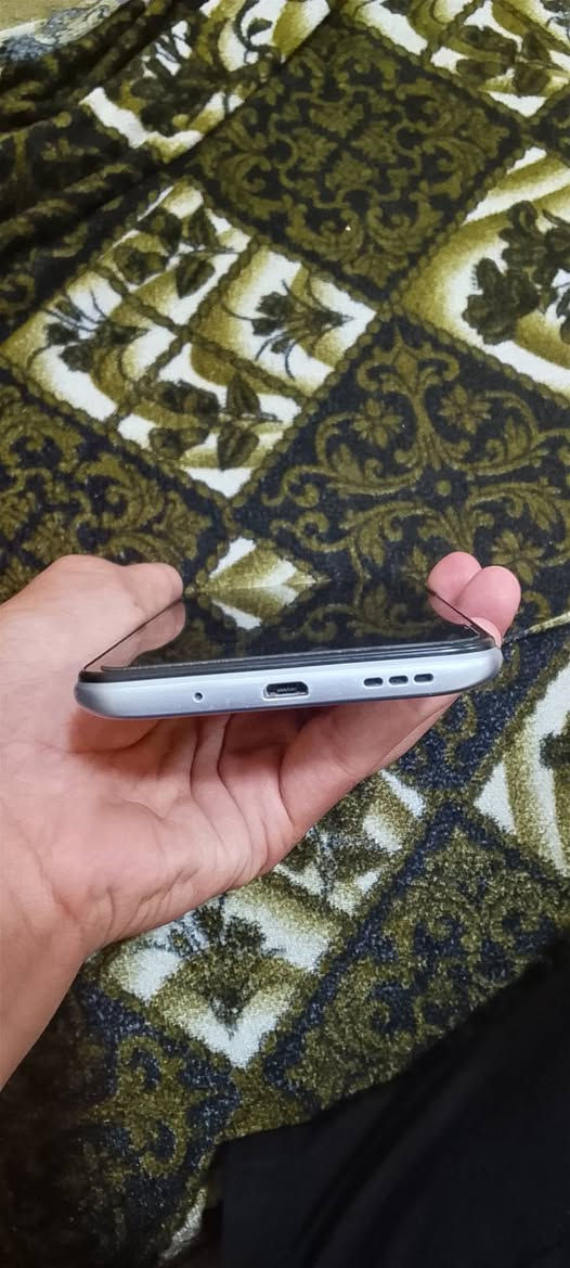 سلام عليكم ريدمي 10A جديد وضع شركة مامفتوح ابد بس كامره اماميه بيها اتراب ذاكره 128 رام 8+2 ادفع سعرك بما يرضي الله عنوان موصل الأيمن


**إذا كنت صاحب هذا الإعلان وتريد حذفه لأي سبب، رجاءا أرسل رسالة إلى الدعم الفني**
