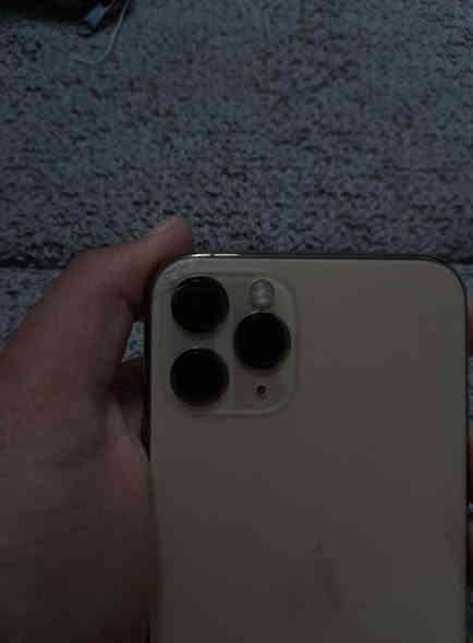 ايفون 11 برو ذاكرة 256 بطارية 72 الجهاز كلش نضيف أمانة الله بي فطر صغير بالضهر مبدل شاشة أصلية 3 خيارات 
مكاني بغداد الشعب السعر 250 وبي مجال 
للإستفسار ***********
