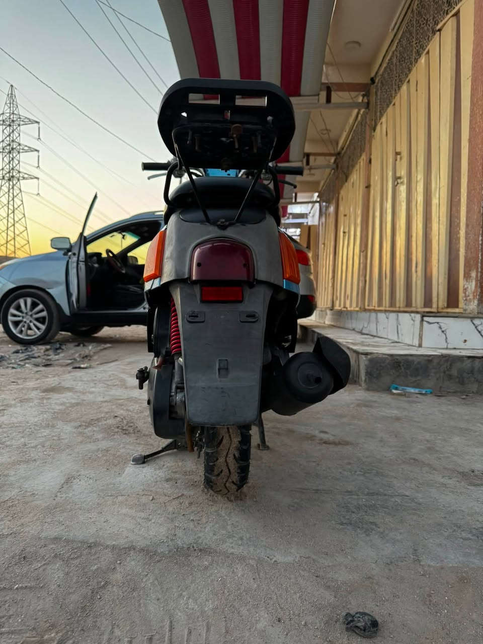السلام عليكم 
بوليس للبيع دراجه مال جناي مكفوله من كلشي محرك برغي ما مفتوح بيه شرط الفحص السعر 875 وبيه مجال وهذا رقمي ***********

