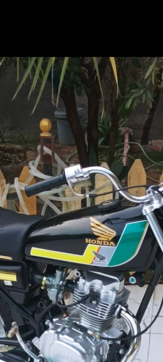 تانكي للبيع  ب20 المكان الناصريه مركز***********
