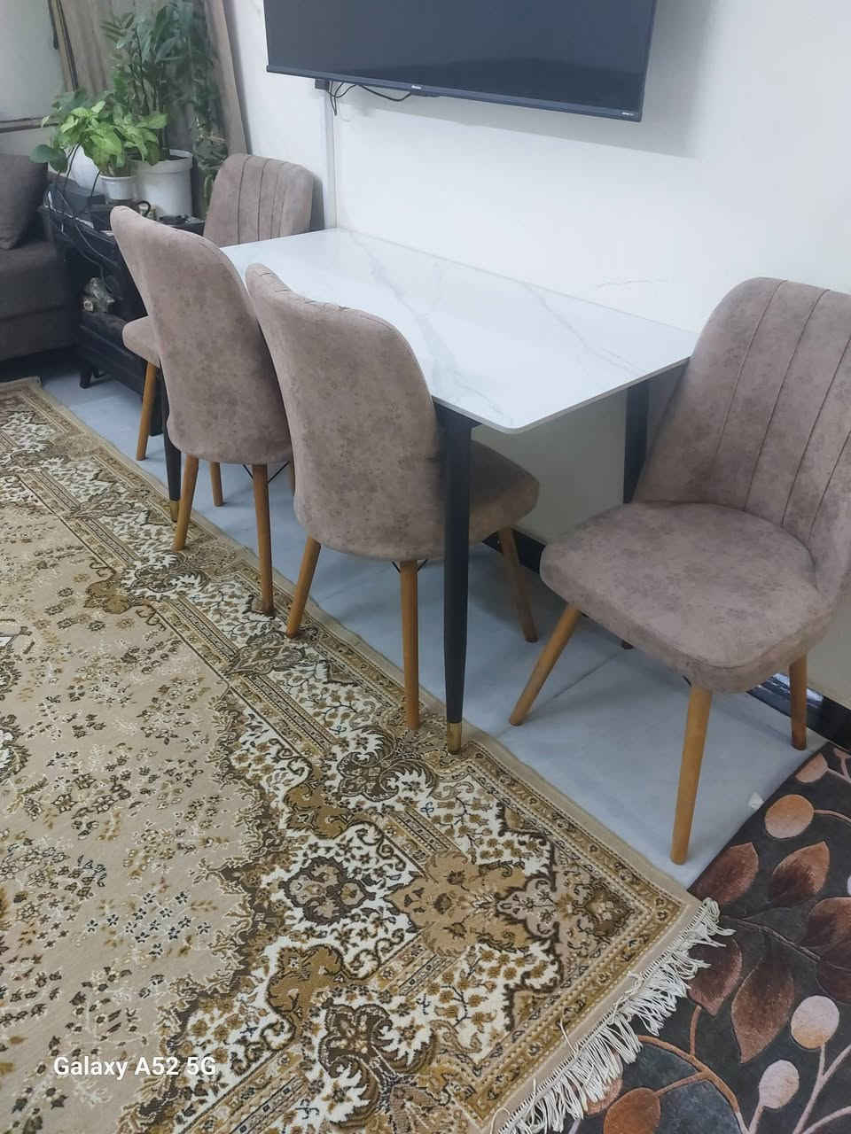 السلام عليكم للبيع ميز طعام مرمر واربع كراسي نظيف جدا السعر ١٦٠ وبي مجال بسيط بغداد حي الضباط سريع حي العامل


**إذا كنت صاحب هذا الإعلان وتريد حذفه لأي سبب، رجاءا أرسل رسالة إلى الدعم الفني**