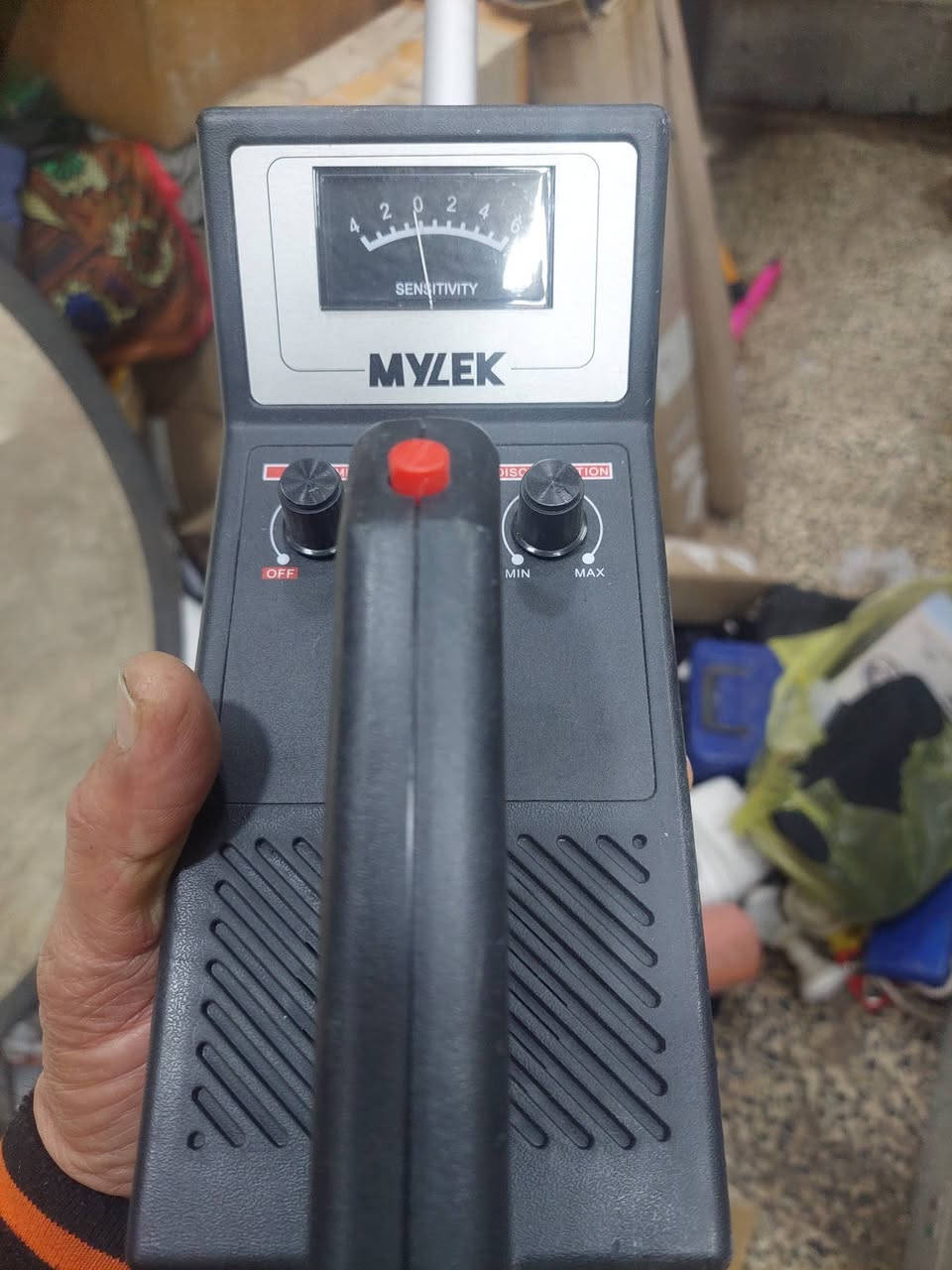 جهاز كاشف للمعادن من شركة MYLEK للحجز وات ساب ***********
