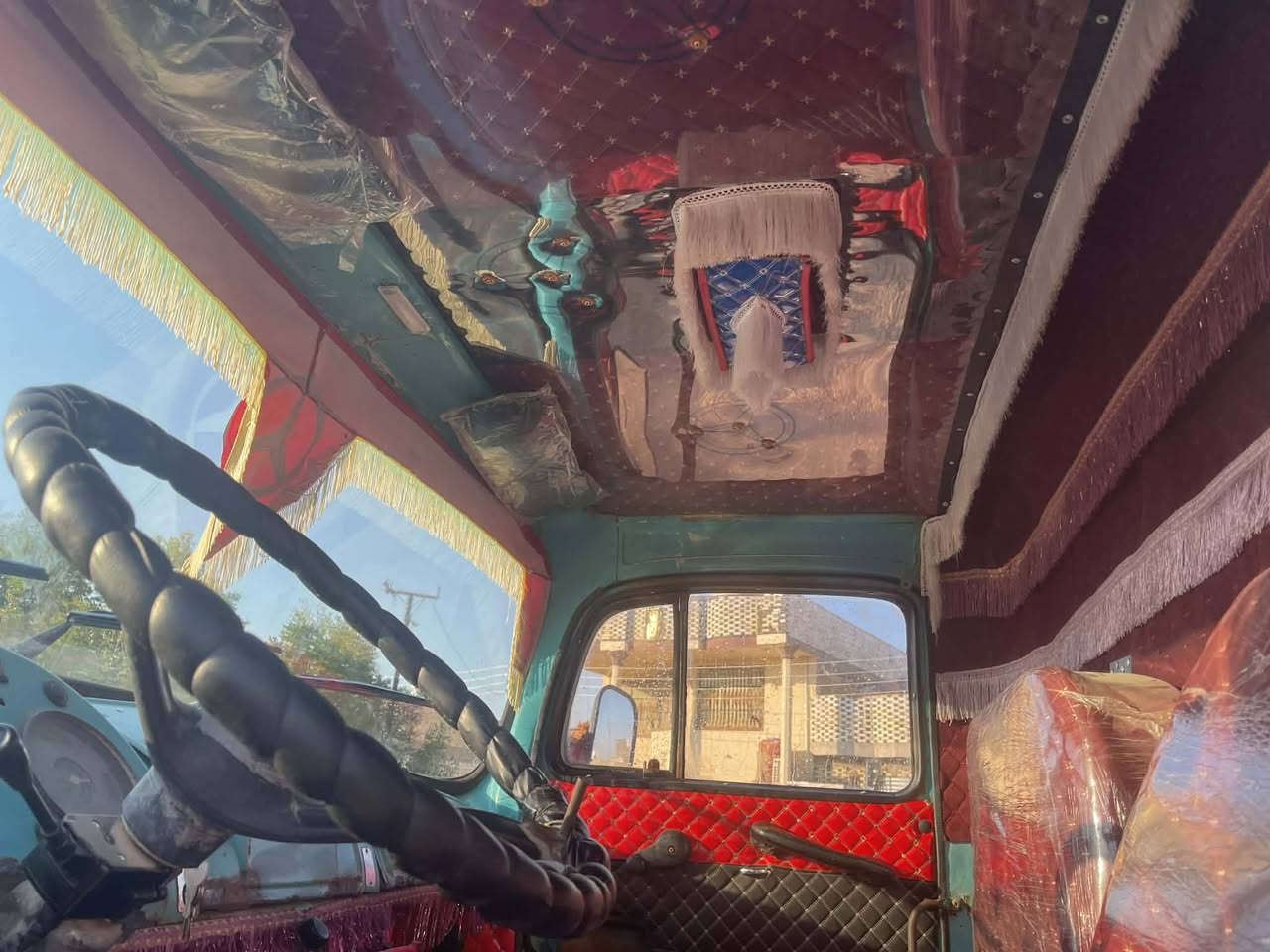 ابوردين للبيع ٧٥ سياره نضيفه ثمانيه طن مكفوله كفاله عامه شاصي مكينه وكير كله على شرط العنوان نجف حي نداء *********** #***********
