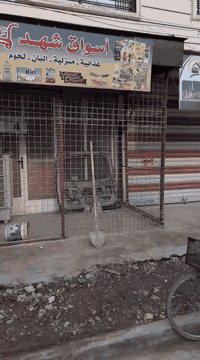 السلام عليكم للبيع جامخانه جام عرض 3,05 م إرتفاع  2,73م وقفص BRC 
بغداد حي الجامعه 
ت : ***********
