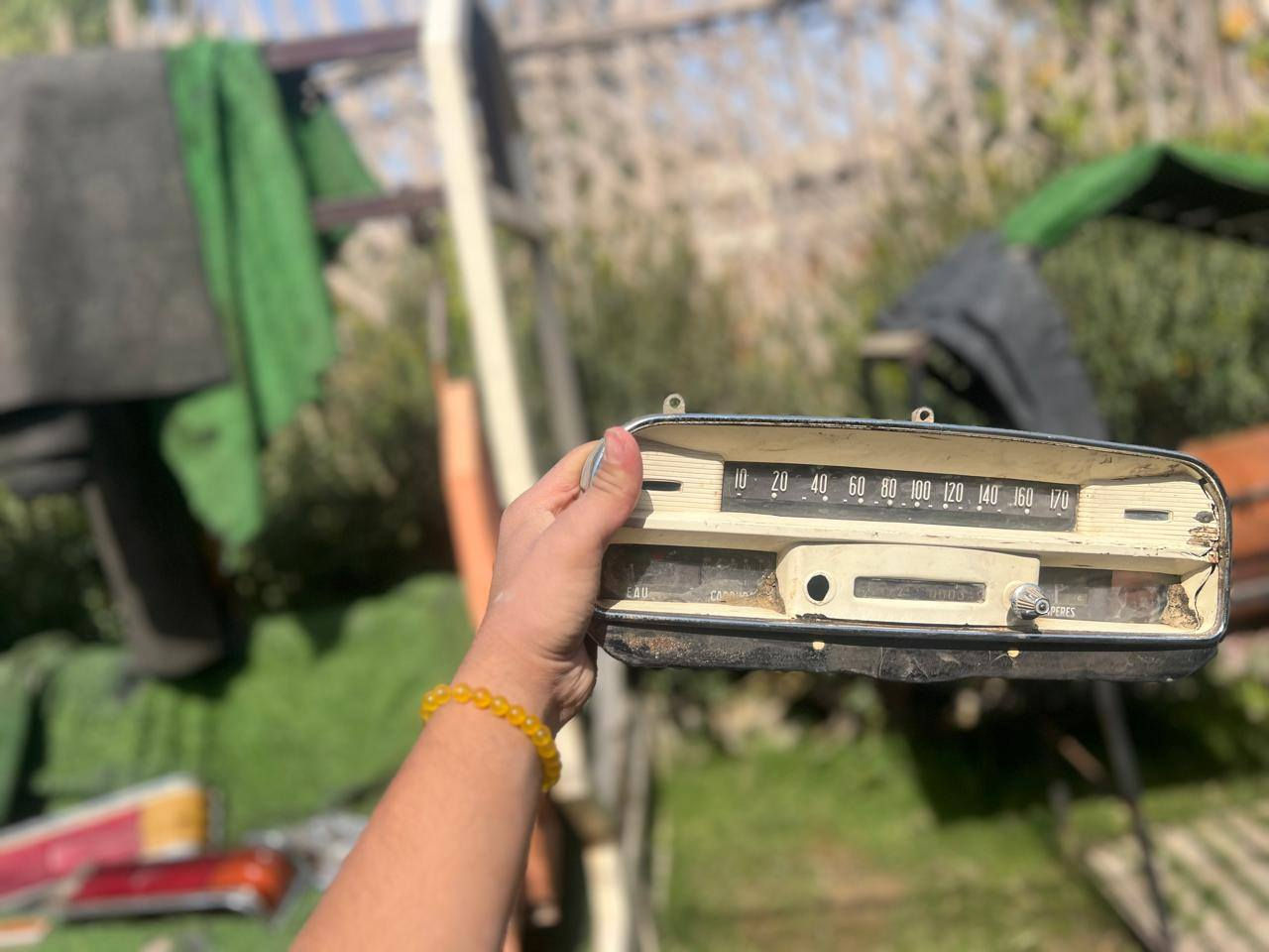 اسلام عليكم 
لبيع گج انتيكة 
و وماصدو وبك لايت مارسدس 
وبك لايت مال سوبر 82 
وبنيد سوبر 82 
السعر خاص 
الرقم ☎️ 
{***********}
