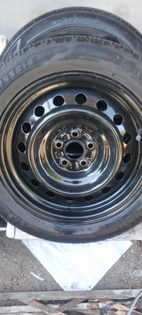 شباب تخم ويل كورلا امريكي  حجم 16/55/205وتخم تاير نضيف كلش للبيع او مر...