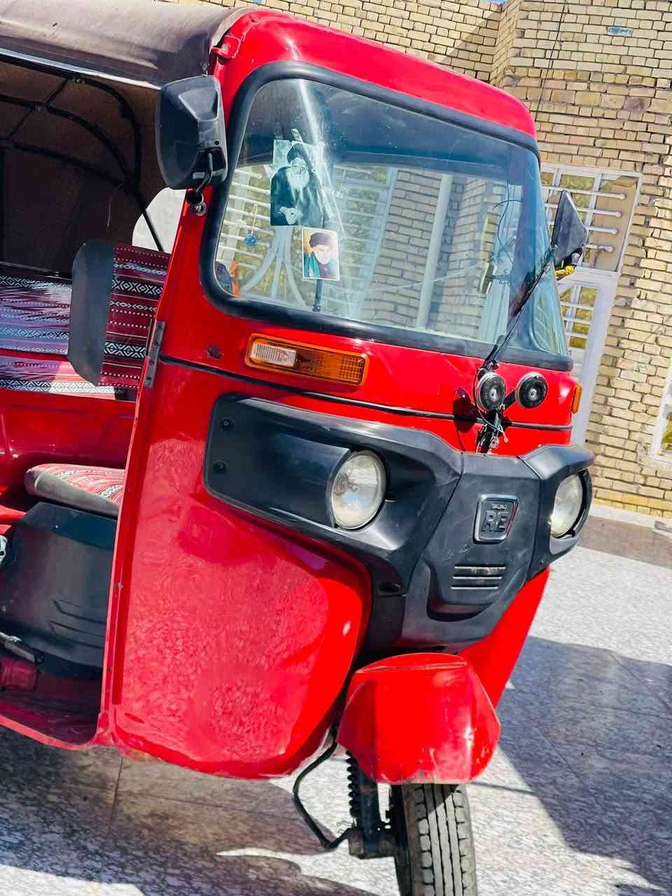 سلام عليكم تكتك موديل 2021شهر 6 تكتك نضيفه محرك مفتوح ول كشره شوف العين تكتك مال جناي نضيفه رقم ميسان مكان العماره سعر 7500 وبيها مجال ***********
