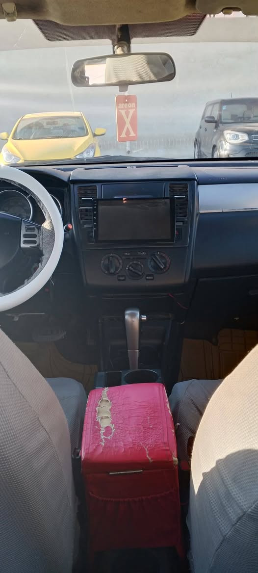 نيسان فيرسه موديل 2008 مصبوغه حزام 60 وبيه مجال  ***********
