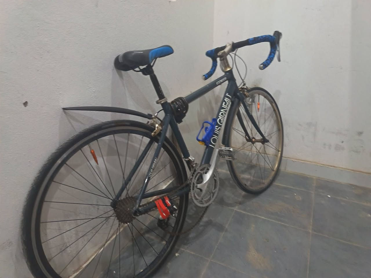 السلام عليكم اخوان عندي رود ماركتLOUIC GARNEAU الديج مال عكرب مكسور رايدة 225 وبي مجال للطيبين


**إذا كنت صاحب هذا الإعلان وتريد حذفه لأي سبب، رجاءا أرسل رسالة إلى الدعم الفني**