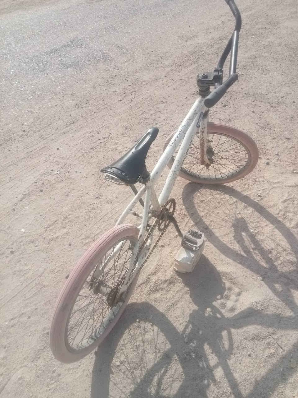 السلام عليكم جيتي البيع حجم 20 سعر 20
المكان البياع الشرط الخامس الرقم الهاتف
***********
بي واتساب
