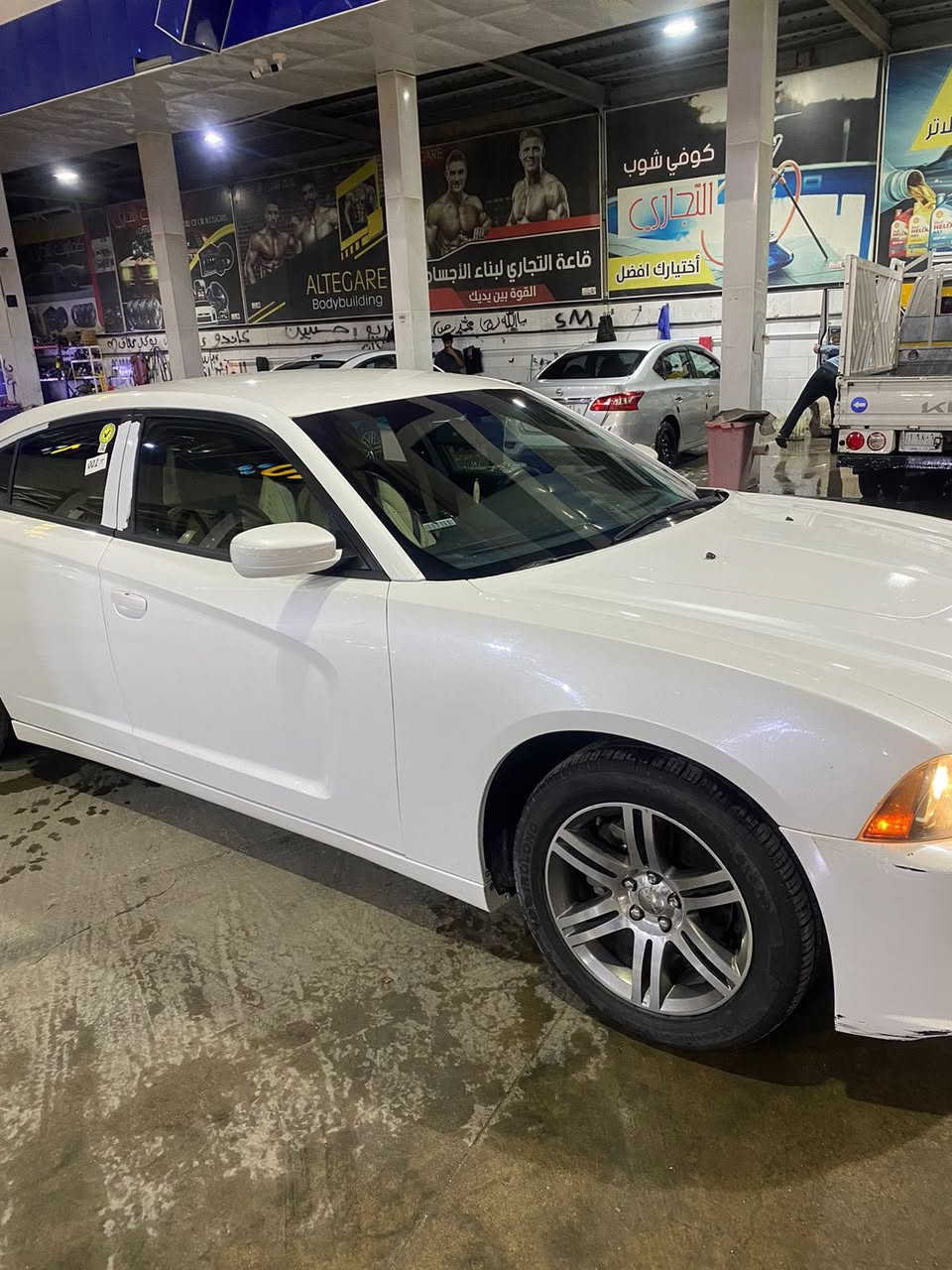 سلام عليكم 
جارجر 2014  حديدة كفاله عامة  بيها فقط رش الجاملغ الخلفي بدون ضربط سبب زلغ فقط سيارة خليجية 
جديدة ب معنى الكلمة السيارة بيها حجز للتسجيل حجزها 4/1 بعد اسبوع 
للبيع فقط ومستعجل ع بيع سيارة 6 سلندر كير طيارة باقي اي استفسار ***********
السعر88 بيها مجال بصيط
