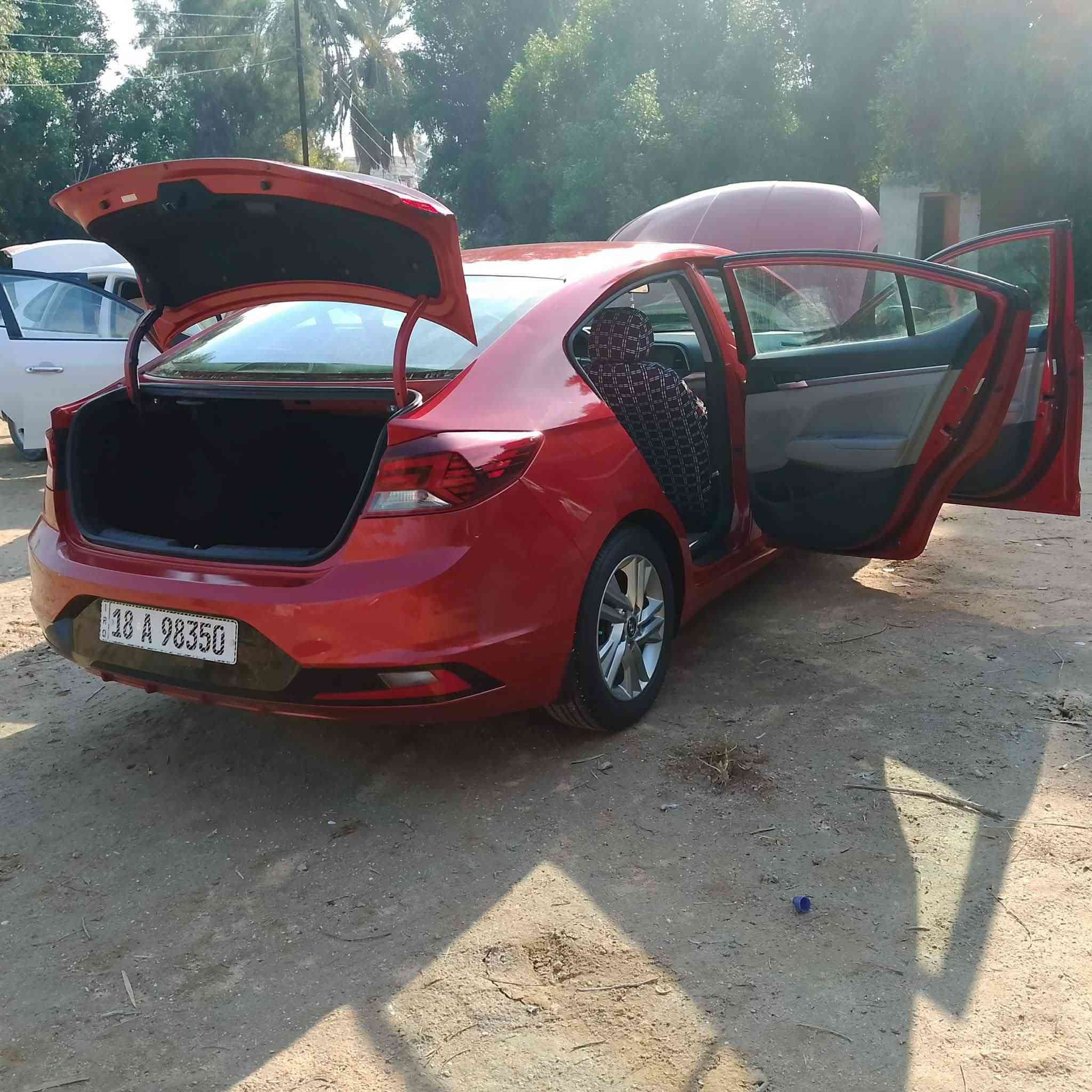 النترى رقم بابل نكليزي بسمي موديل 2020 امريكي  قيادة ذاتية راداد 
 كير AT سنوية 27 ماشية 60 الف سياره جديده بمعنى الكلمه مكفوله من شخط ورصعه كفاله 
 صور الحادث موجوده بنيد تبديل فقط وجاملغ كليىر بدون فتح جهة السائق  مرفق صورة الحادث  السعر 135المكان ديوانيه المهناويه رقم الهاتف ***********
