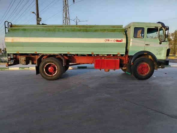 البي مديل ١٩٩٢ سياره جاهزه كبل الشارع سعت تانكي ١٥ الف سعر ٢٢٠ ورقه سياره بصره***********
