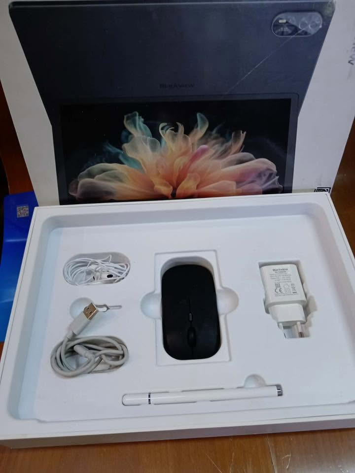 السلام عليكم  تاب للبيع Blackview MEGA 2
* التخزين: 256GB
* الرام : 36GB (12GB حقيقية + 24GB توسعة افتراضية)
* شاشة تقريباً 12 إنش
* أندرويد 15
* بطارية حوالي 9000mAh السـعر 250 قفل بدون عملة مكاني بعقوبة ***********
