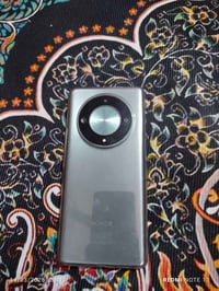 هونر X9 • نضيف • شاحن اصلي