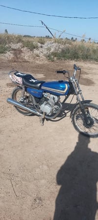 دراجه للبيع كلك السعر 375 وبيه مجال  ما عيزه اي شي   07813667851