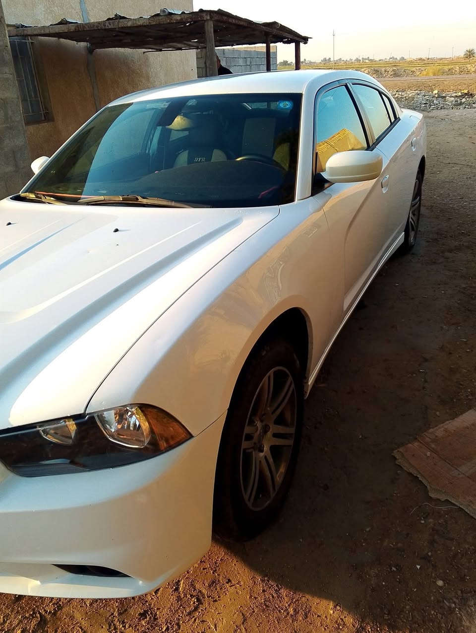 سلام عليكم جارجرللبيع موديل 2011كندي مكفوله كفاله عامه حداديه كيرومحرك مكفولات دواخل عسلي شاشه جبيره ويل خليجي 18لايت زنون رقم نينوى الرقم الجديدسنويه بسمي السعر(160)وبيه مجال ***********
