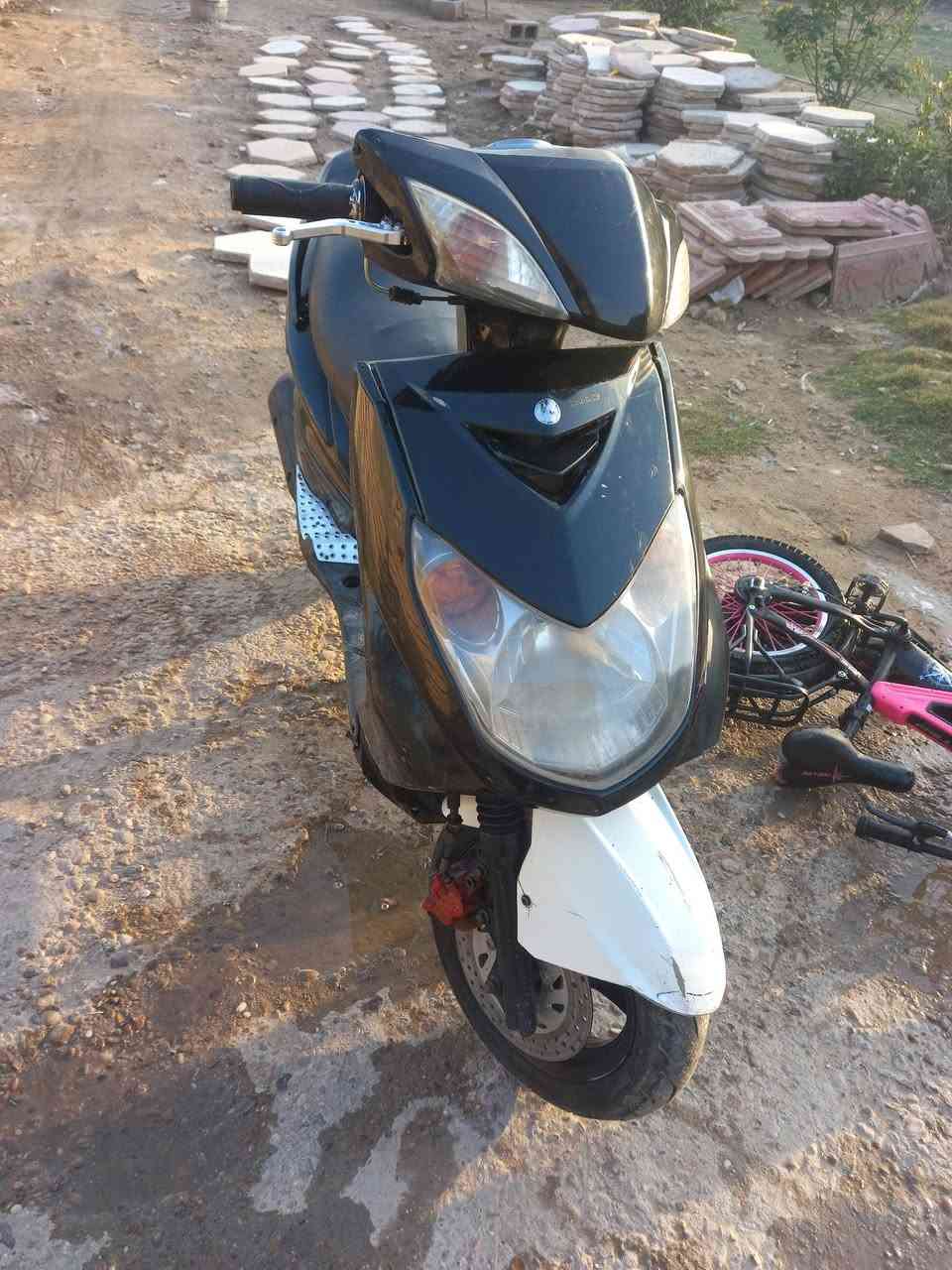 دراجه سكنس للبيع مكفوله السعر ٦٠٠الف ***********
