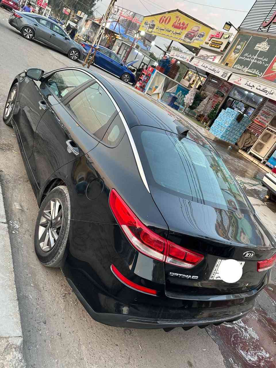 السلام عليكم
كيا اوبتما 2019
وارد امريكي ضررها ركن البنيد ومبدل نفس الون ايرباكات سليمه لا لغد ولا شاصي 
محرك 2400
مواصفات
FE
شاشه كامره
3مودات قياده 
رادار امامي 
حساسات امامي خلفي وجانبي 
مكان السياره بغداد الكاظميه 
للاستفسار التصال على رقم ***********
