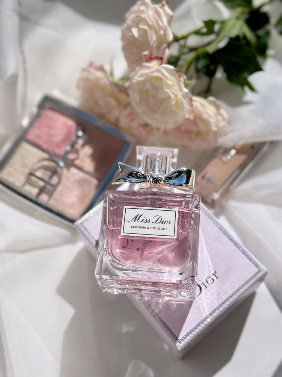 ‏Miss Dior Eau de Parfum
عطر مس ديور للنساء

العطر النسائي الاكثر طلباً 
والاكثر شهرة والاكثر مبيعاً 
عطر مس ديور من من أهم العطور النسائية 

خدمه توصيل لكل محافظات العراق


**إذا كنت صاحب هذا الإعلان وتريد حذفه لأي سبب، رجاءا أرسل رسالة إلى الدعم الفني**