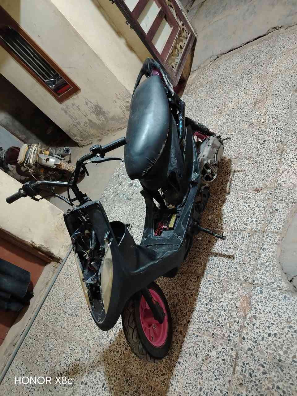 السلام عليكم دراجه ماكس عدله للبيع بس كامريته الطوف وما تشتغل سعر 150 وبيها مجال مكاني حله مركز مدينه رقمي ***********
