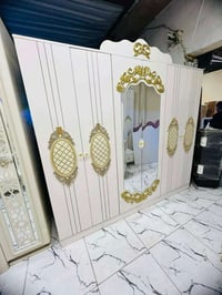 طقم غرفة نوم • ٧ قطع • نقل وشد مجاني