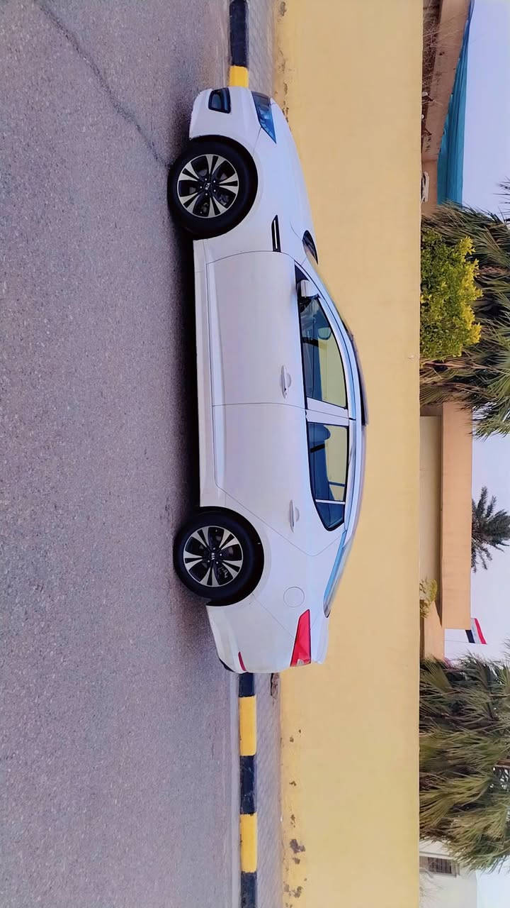 السلام عليكم ورحمة الله 
اوبتما  خليجي  موديل ١٢
فول 
لد خلفي امامي بانو راما
داخل جلد
بصمه 
كشن كهربائيّ  خزن ثلث وضعيات 
تحكم ستيرن جهتين 
تبريد بيانو
دخول ذكي
ويل ١٧
رقم اربيل جديد
السياره بيه جاملغ وخشم البنيد
السعر ١٢٧وبي مجال مكان السيارة 
واسط النعمانيه
***********
***********
