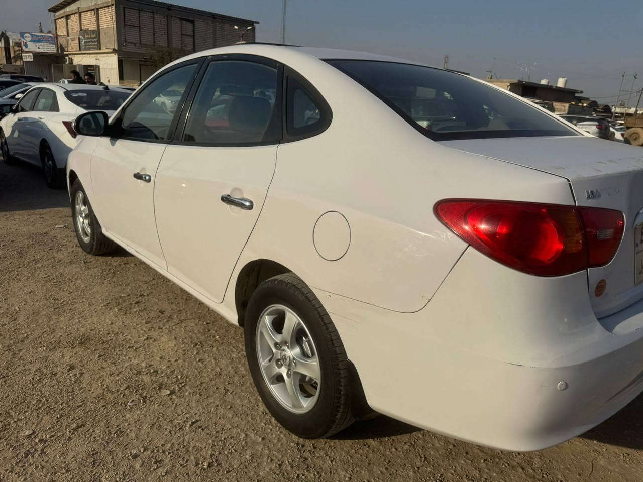 سلام عليكم
انتره مقدسه جاهزه من كلشي
موديل 2011 خليجي 
محرك 1600 دكشن عالي 
رقم اربيل
وكالة موجوده
بيها قطعه خلف باب العبري بيها بارد صبغ
تواصل ع رقم هاتف 
***********
واتساب مفتوح
