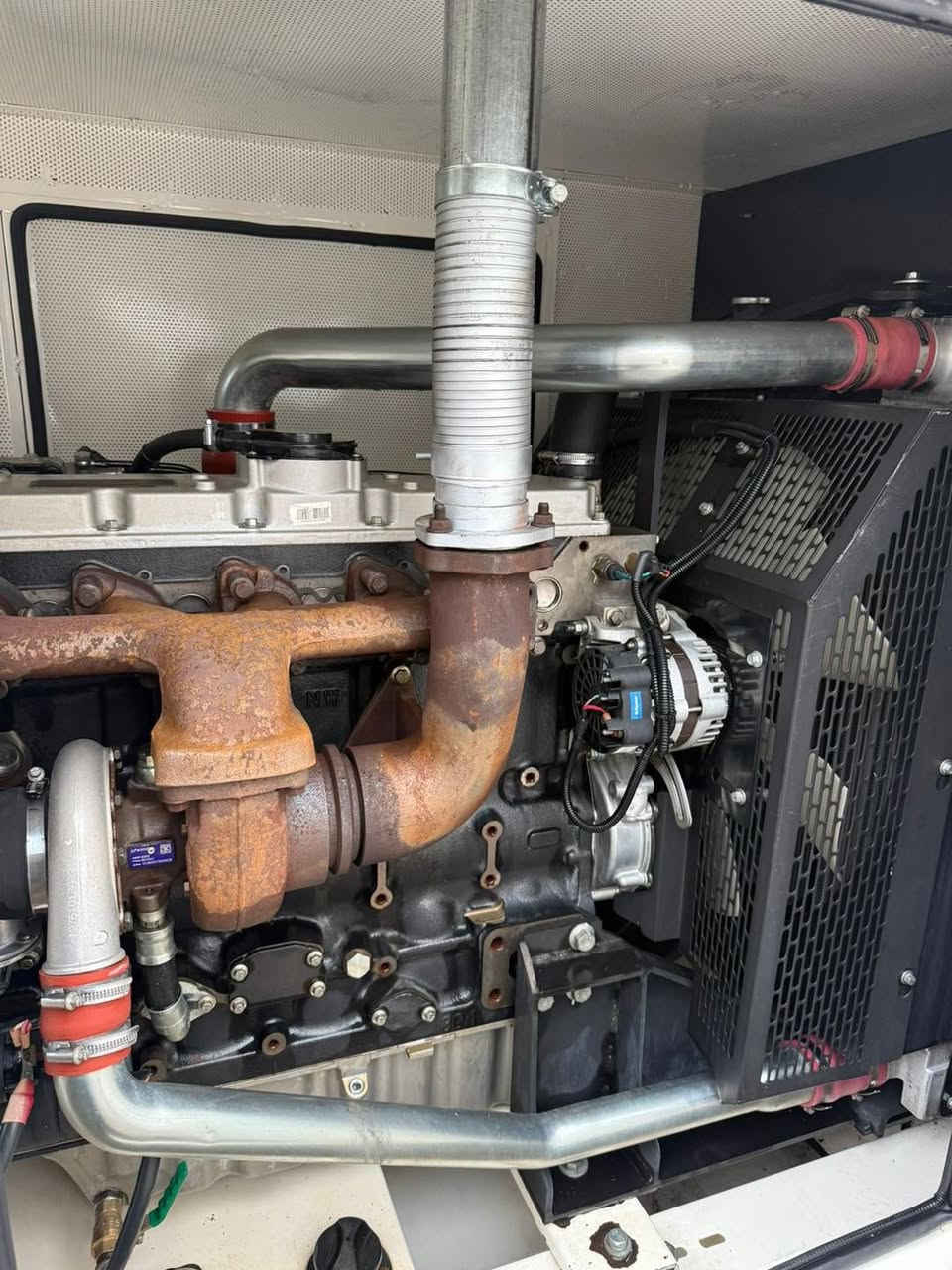 للبيع — مولد بيركنز إنكليزي أصلي
⚡ القدرة: 150 K.v
🔇 كاتم صوت 100% عراقي 
‏🇫🇷 رأس التوليد توليد:لوري سومير
⏱ ساعات التشغيل:2480ساعة فقط
‏🆕 حالة المولد: اخت الزيرو
📍 المولد بلاديه — ضمان على الحمل

📞 للتواصل واتساب: ‭0770 920 5284
